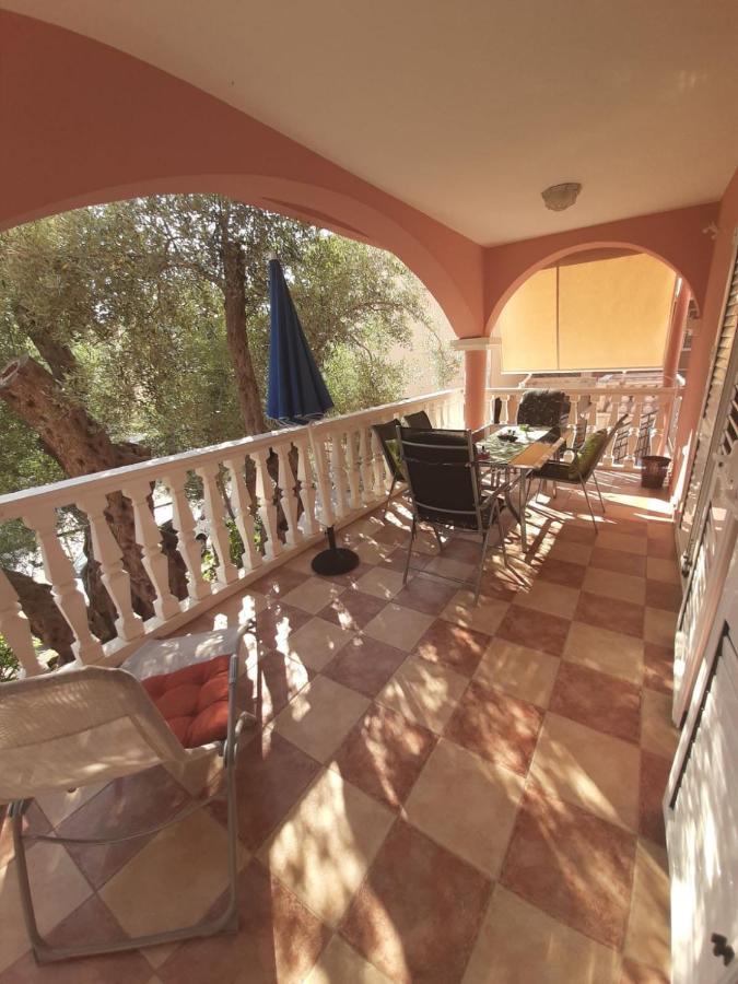 Apartment Pavle Perovic Свети-Стефан Экстерьер фото